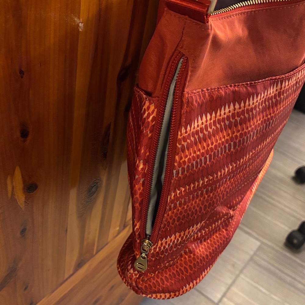 Baggallini crossbody- NWOT - Picture 4 of 5